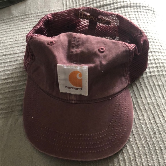 Carhartt Other - Carhartt burgundy hat